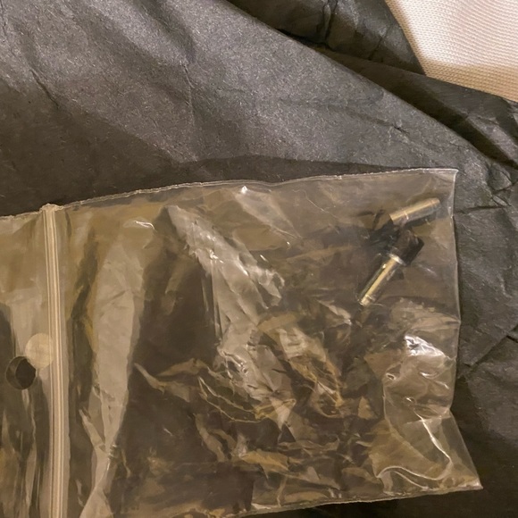 burberry  heels - Picture 9 of 13